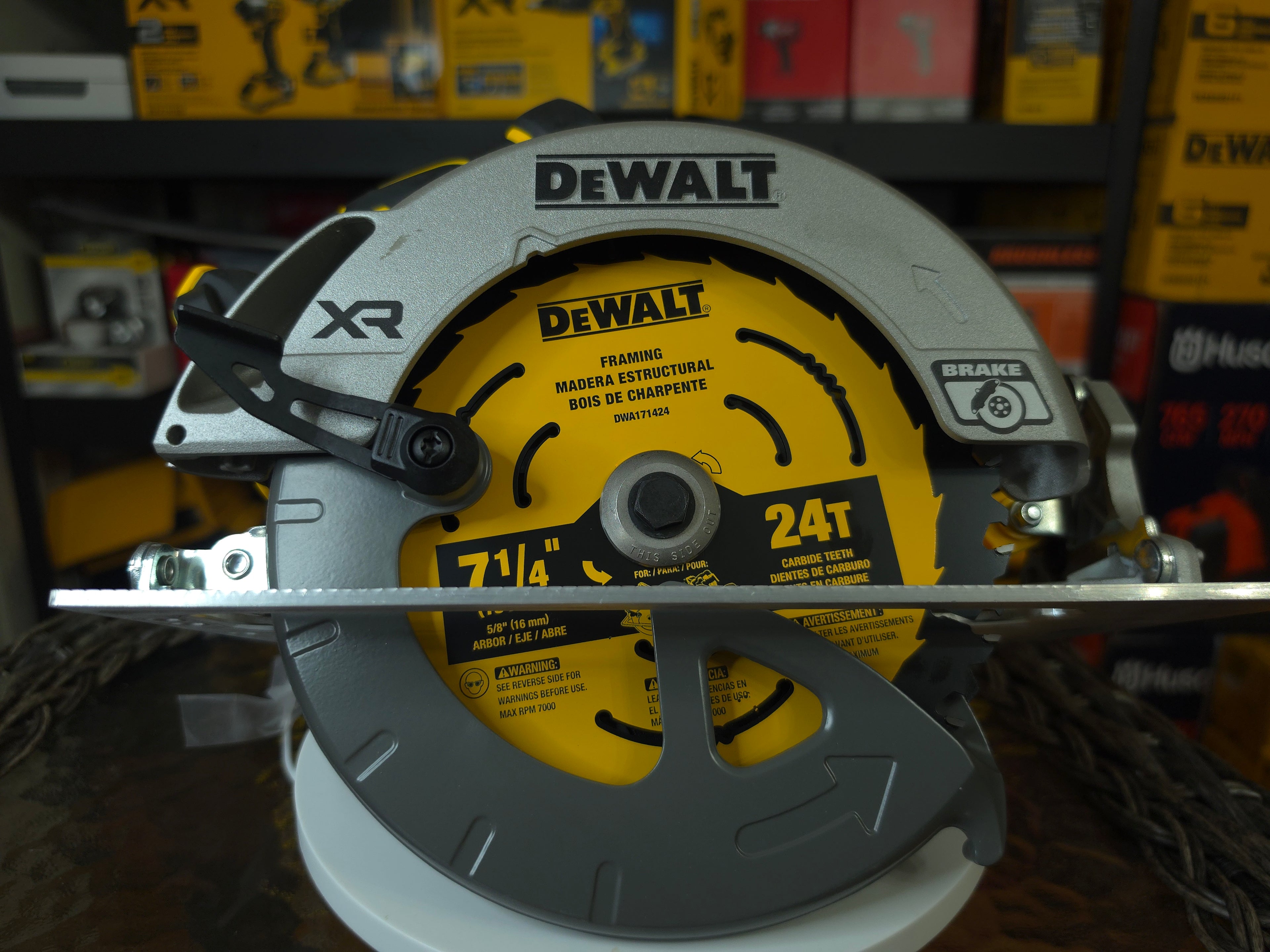 DeWalt DCS570 Circular Saw - Back view with brake and magnesium shoe
