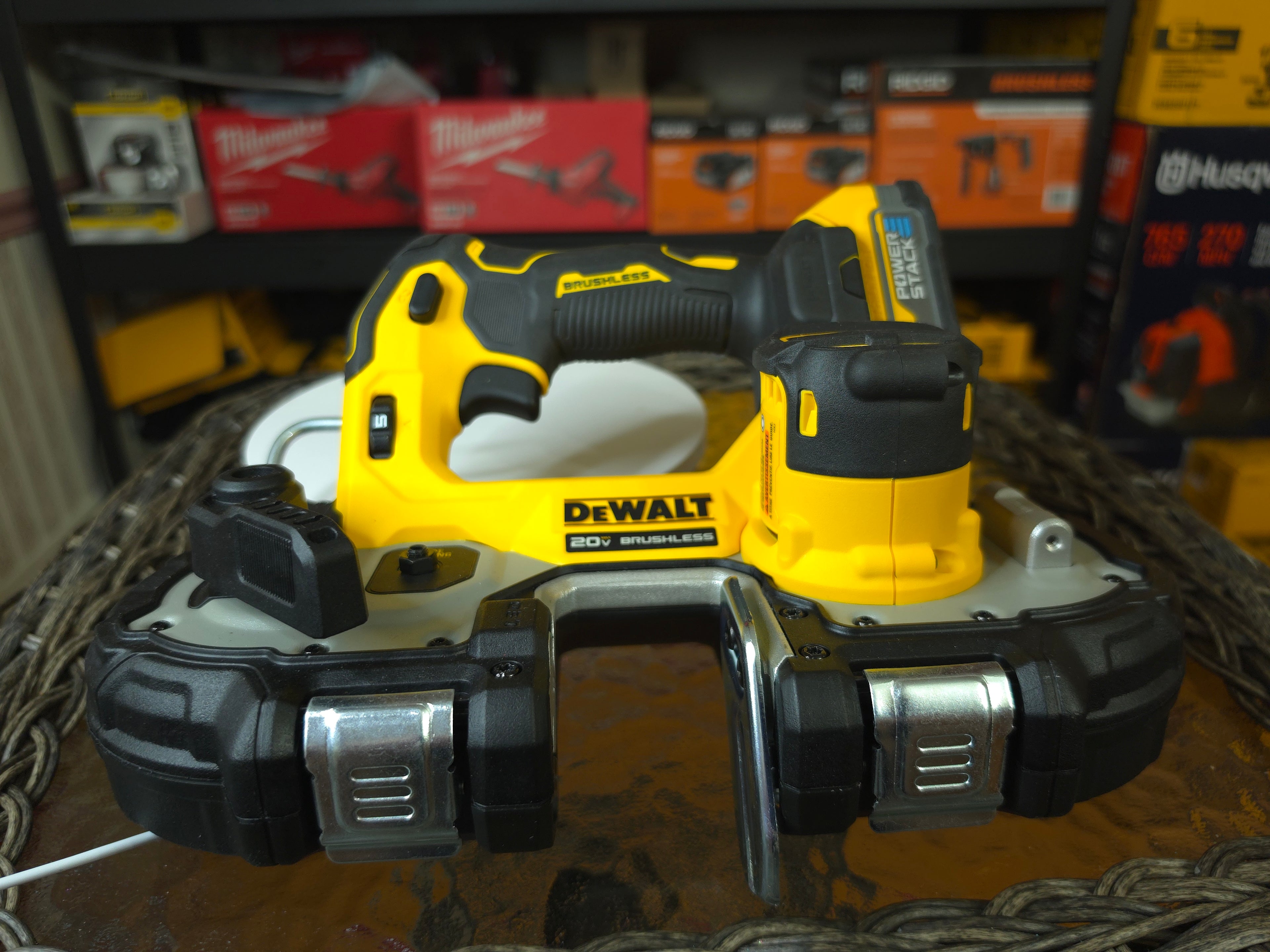 DeWalt DCS377E1 20V MAX XR Band Saw Kit Brand New